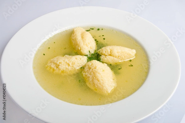 Obraz Hühnersuppe mit Griesnockerl
