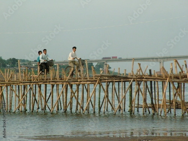 Obraz pont en bois, cambodge