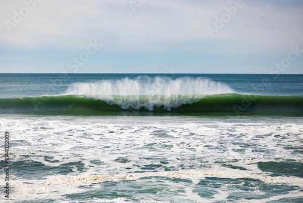 Fototapeta crashing waves 