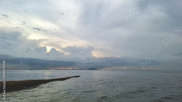 Obraz clouds over the sea