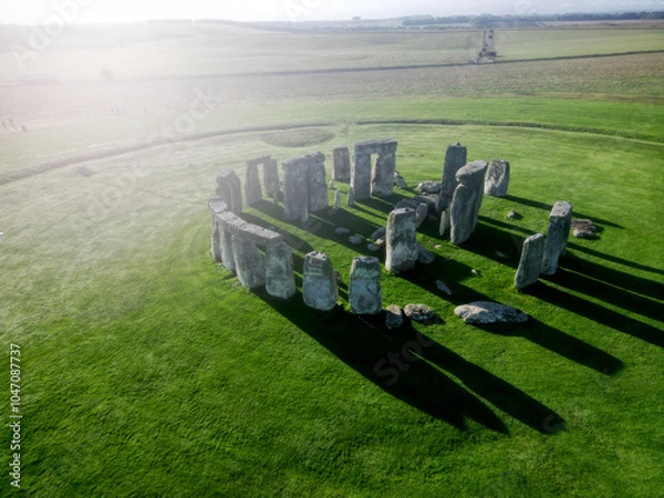 Obraz Drone view of Stonehenge and Wiltshire Countryside in England, UK. The stone circle dates to 3000 BC and is one of the best known ancient wonders of the world and UNESCO World Heritage Site.