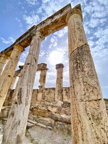 Fototapeta Ruins of ancient city Hierapolis in Denizli Turkey, Turkiye