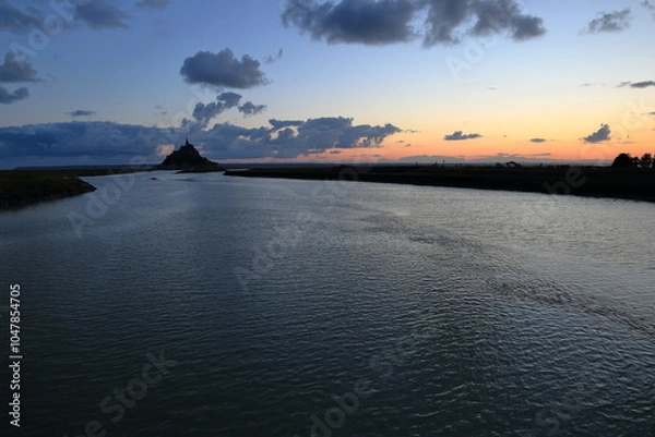 Obraz 朝焼けとモンサンミッシェル