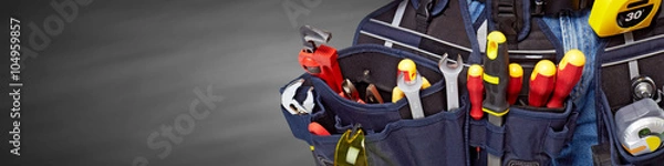 Obraz Pasek narzędziowy z narzędziami budowlanymi.