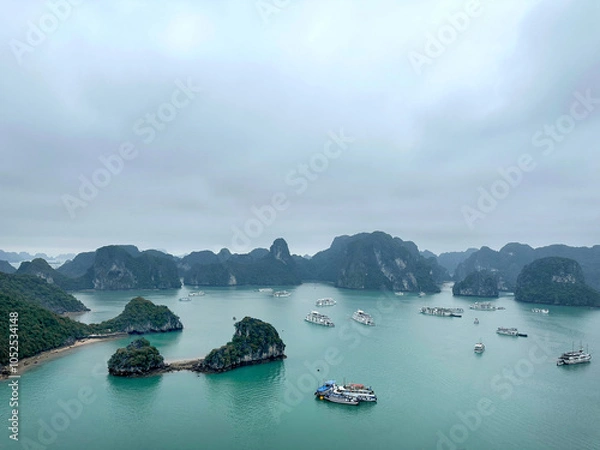 Fototapeta VIE_Halong_Bucht_2024_RET_IMG_3330.jpeg