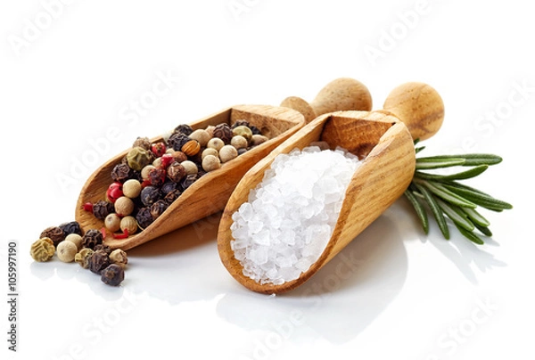Fototapeta Sól i pieprz na białym tle