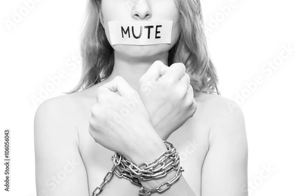 Obraz kobieta usta zamknięte w niewoli