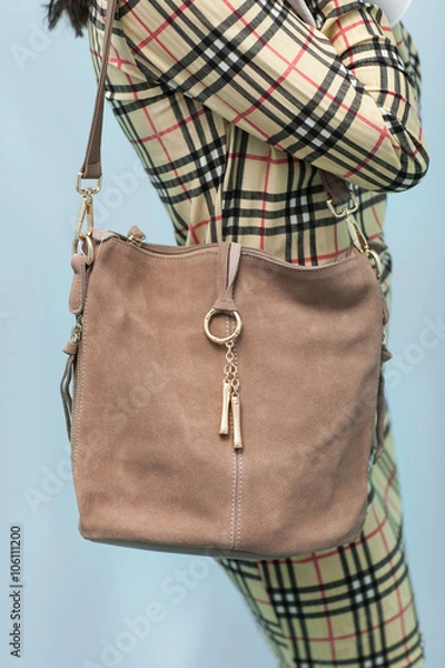 Fototapeta kobieta z ładną torebką