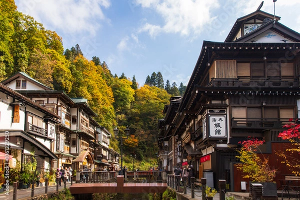 Obraz 紅葉の頃の銀山温泉