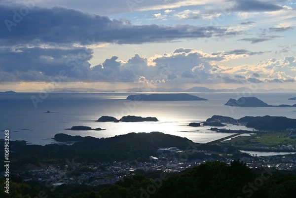 Fototapeta 長崎県弓張岳から望む九十九島と五島列島