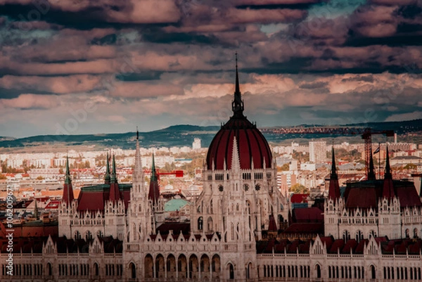 Fototapeta Autumn panoramic view of Budapest from FIsherman's bastion