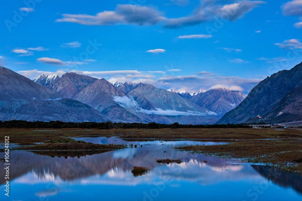 Fototapeta Nubra valley in twilight. Ladah, India