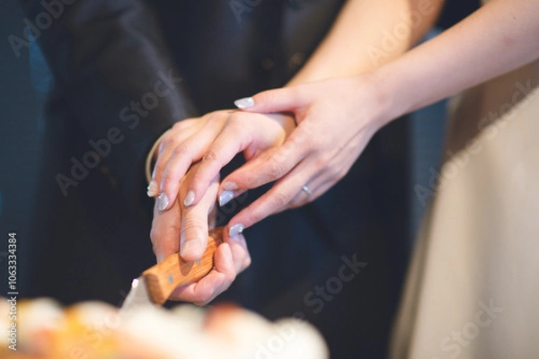 Fototapeta 結婚式ケーキ入刀 ファーストバイト