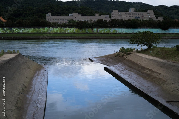 Fototapeta river in the park