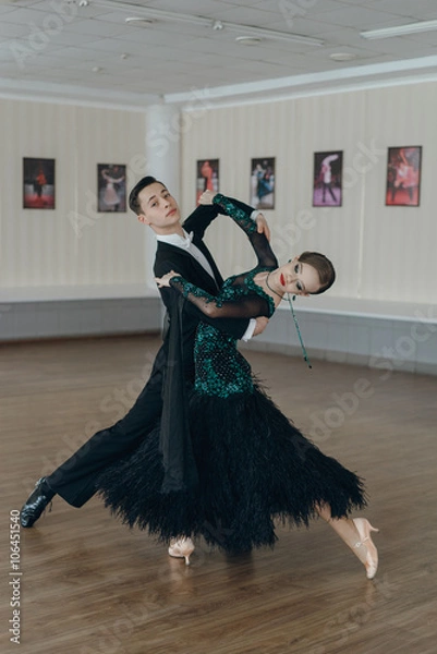 Obraz Professional dancers dancing in ballroom