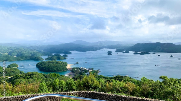 Fototapeta 美しい景観を誇るいろは島