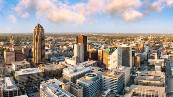 Obraz Aerial view of Des Moines, Iowa skyline. Des Moines is the capital and most populous city in the U.S. state of Iowa and it is the county seat of Polk County