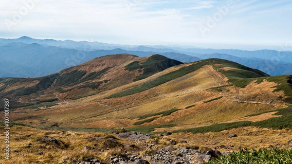 Obraz 山形　月山から見た姥ヶ岳、湯殿山への稜線