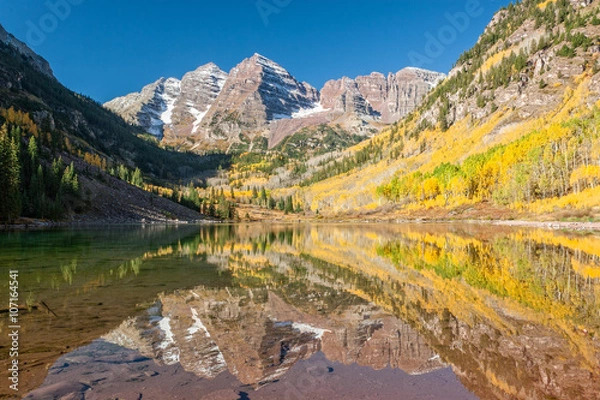 Fototapeta Maroon Bells Reflection in Fall