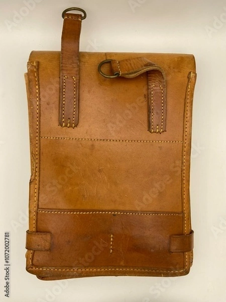 Obraz brown leather briefcase (1)