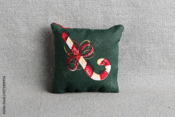 Obraz Pillow with candy cane symbol