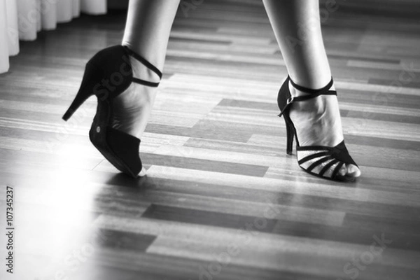 Fototapeta Ballroom dance latin dancer