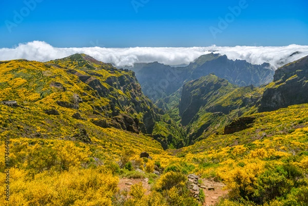 Fototapeta Beautiful views from top of Pico Arieiro on mountains in Madeira