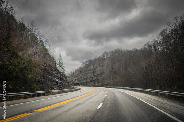 Obraz West Virginia Road through the Mountains