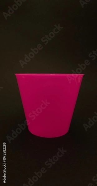 Fototapeta 
Colorful glasses add joy and personality to the table. With their vibrant colors and varied designs, they turn simple moments into celebrations, bringing style and fun to any occasion.
