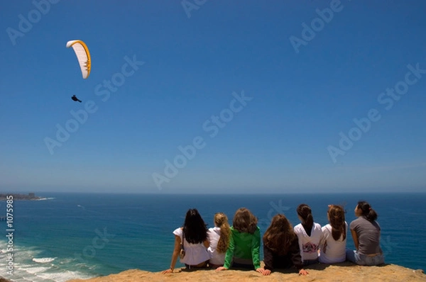 Obraz girls watching parachuter