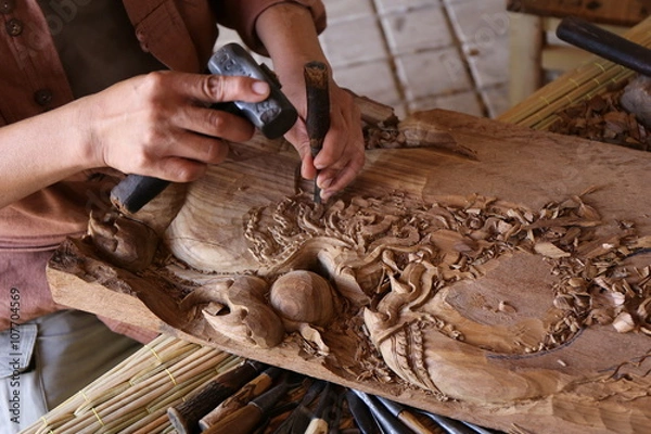 Obraz craftsman carving wood