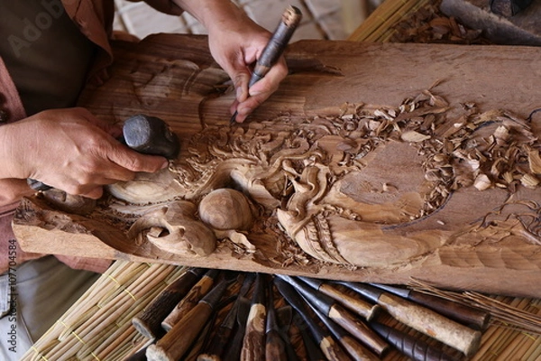 Obraz craftsman carving wood
