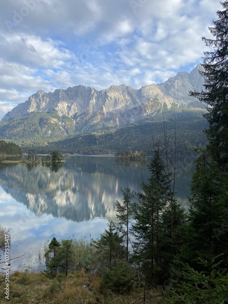 Fototapeta Eibsee with mountain reflection 