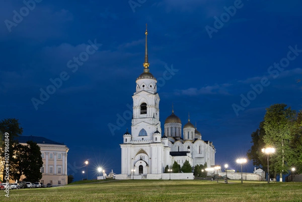 Fototapeta City of Vladimir, Vladimir region, Russia. Cathedral of the Dormition of the Blessed Virgin Mary (Assumption Cathedral). Ancient Orthodox church in Vladimir. Architectural and tourist attraction.