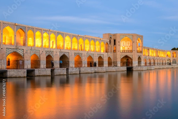 Fototapeta Khaju-Bridge after sunset, Isfahan