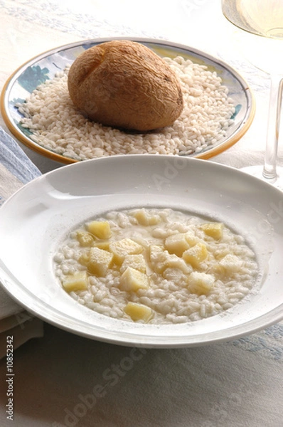 Fototapeta Riso con le patate - Primi piatti