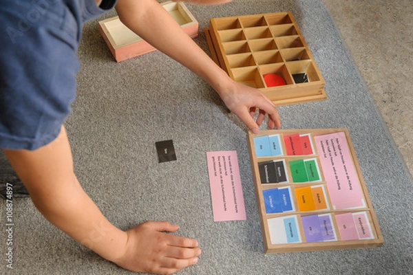 Obraz Montessori part of a speech symbol