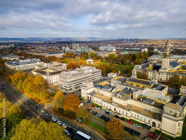 Obraz Aerial view of Cardiff (Wales) with autumn foliage and leaves