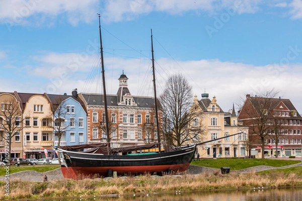 Fototapeta Schiffsdenkmal in Cuxhaven