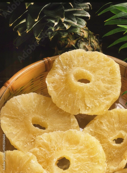Obraz Dried Pineapples Sliced On A Bambo Platter
