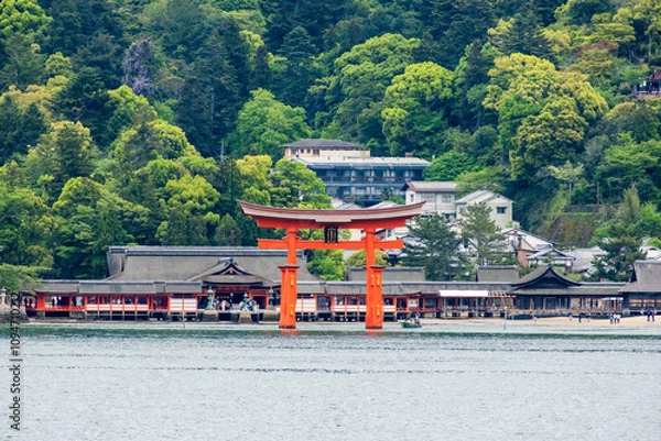Obraz 世界遺産・日本三景厳島神社大鳥居　広島県廿日市市宮島