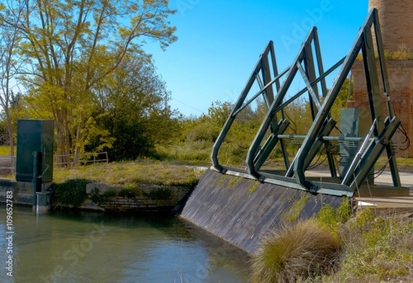 Obraz Electric turbine filtering machine