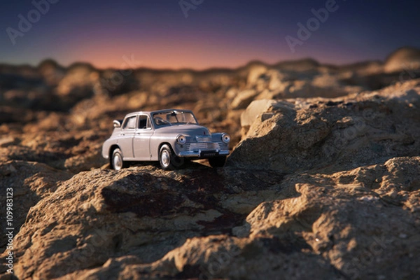 Obraz extreme miniature car