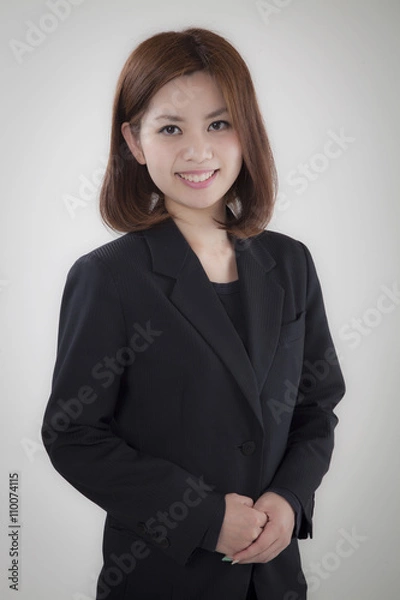 Fototapeta スーツ姿の若い女性