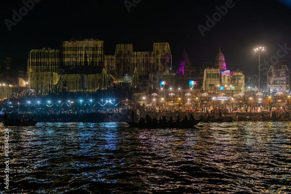 Obraz Das Dev Deepavali  ist das Fest von Kartik Poornima, das in der Stadt Varanasi Uttar Pradesh, Indien, gefeiert wird. Es fällt auf den Vollmond des hinduistischen Monats Kartik