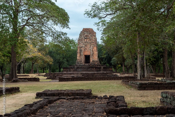 Obraz Si Thep Historical Park is an archaeological site in Thailand's Phetchabun province.