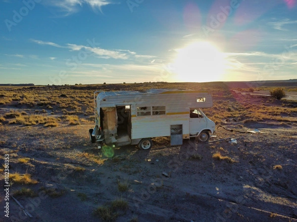Obraz Abandoned Desert Camper