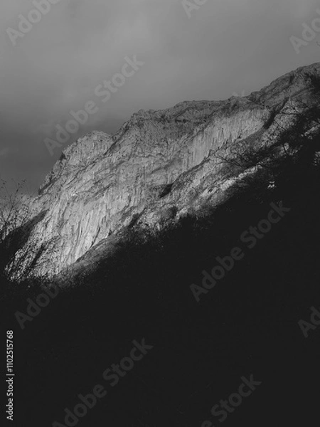 Obraz Mountain in the fog