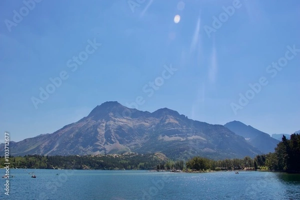 Obraz Mountains behind a lake 