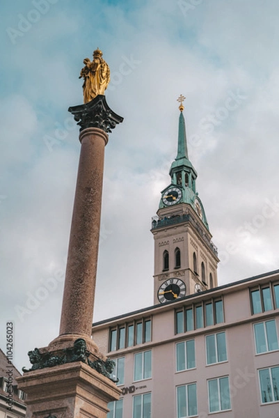 Fototapeta Tower in Munich